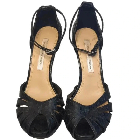 DIANE Von Furstenberg jemna snake skin heel - Picture 1 of 13